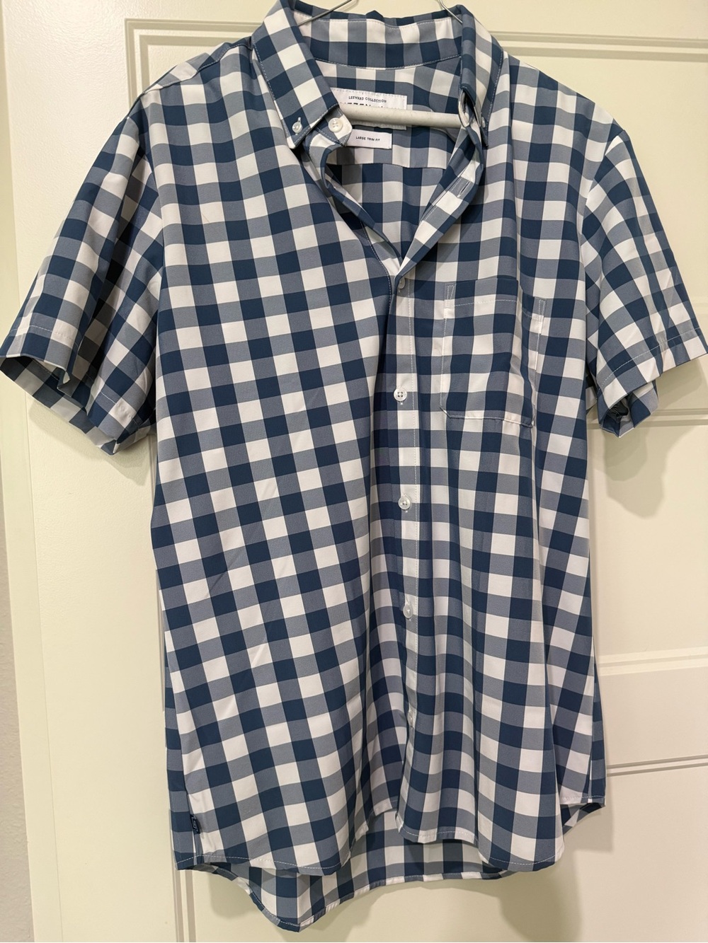 Mizzen+Main Blue and White Gingham Short-Sleeve Button-Down